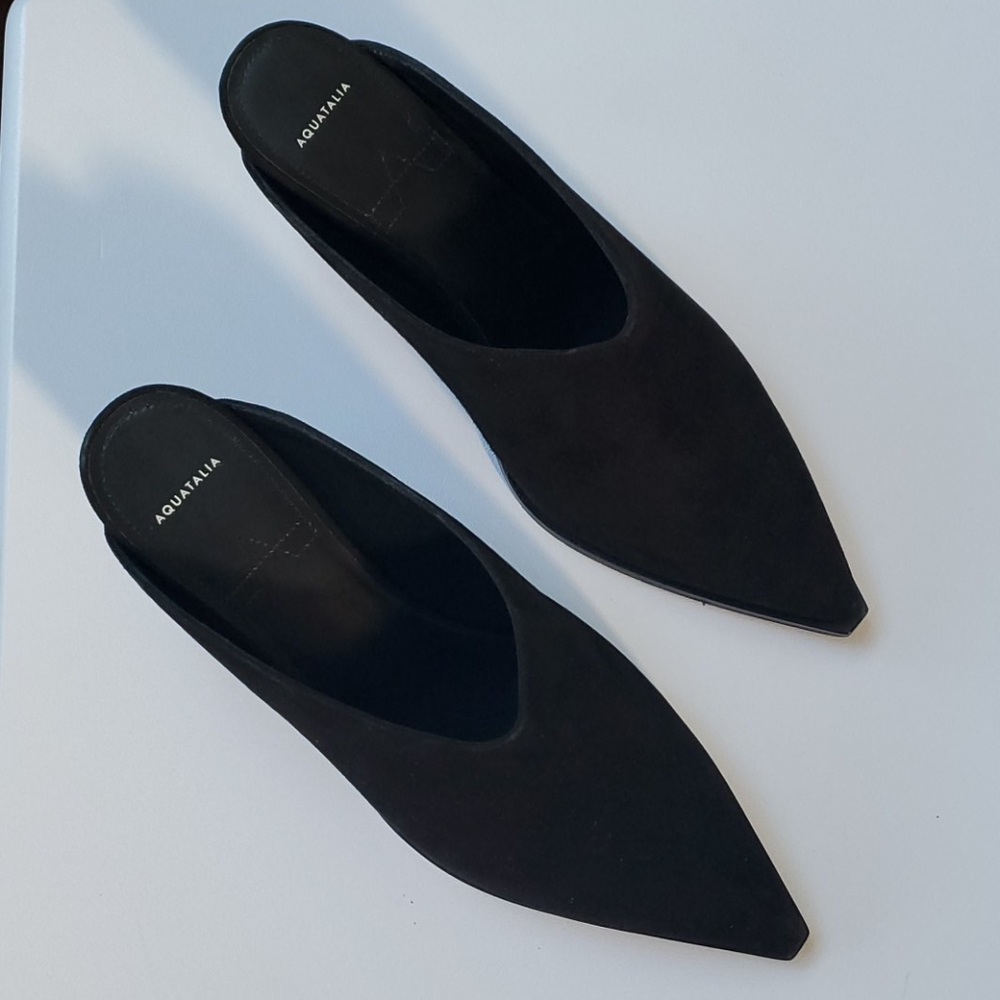 NEW!! AQUATALIA Designer Shoes - Black